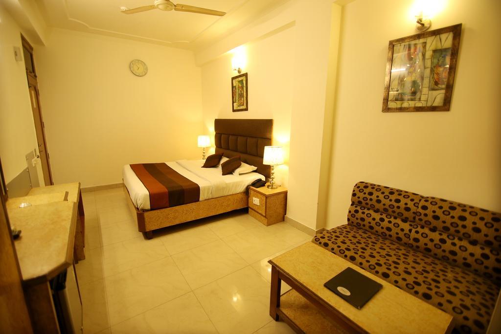 Hotel Parkway Deluxe New Delhi Luaran gambar