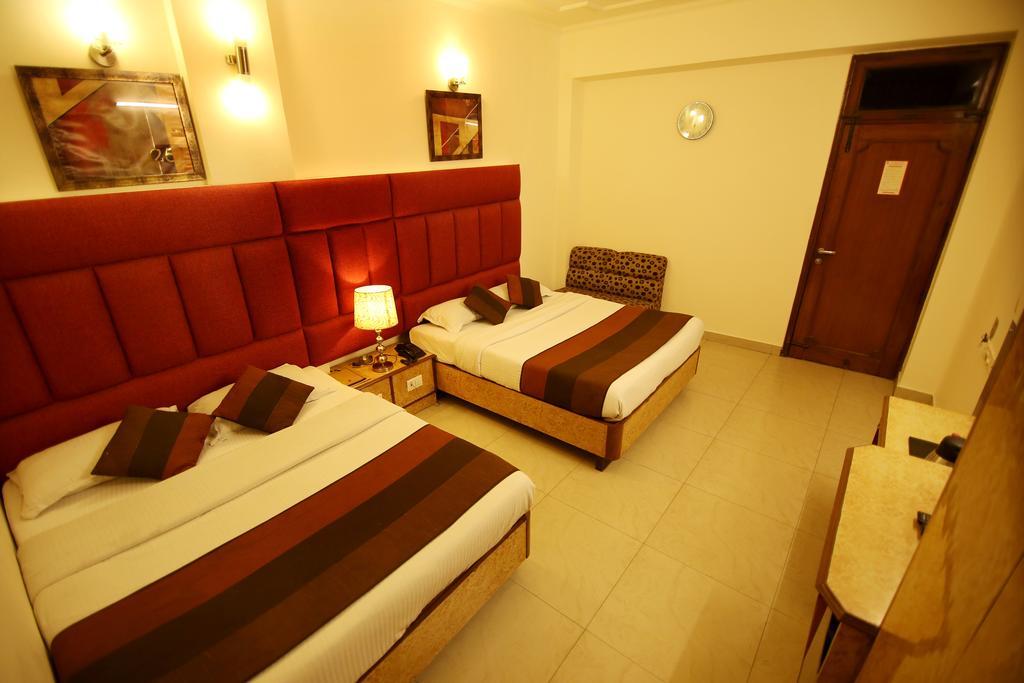 Hotel Parkway Deluxe New Delhi Luaran gambar