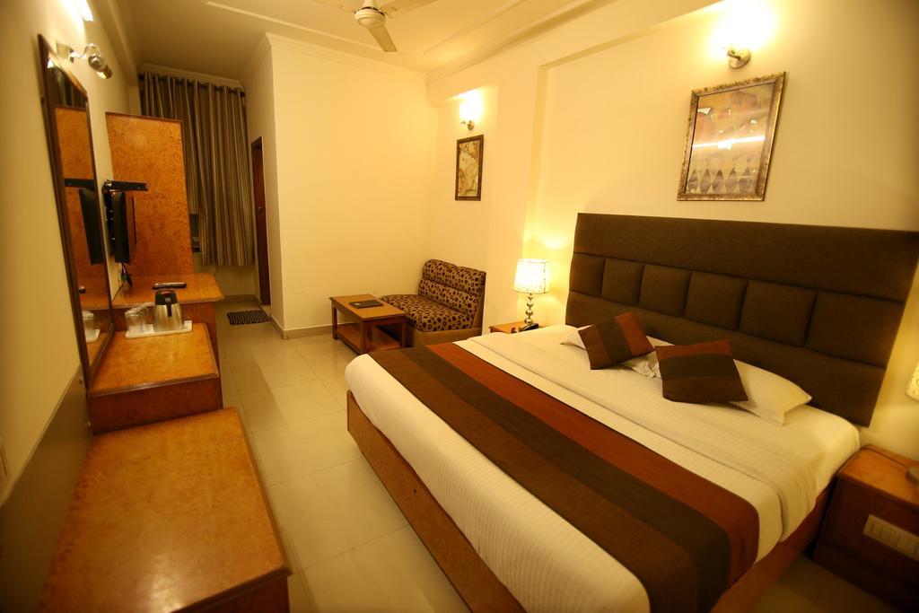 Hotel Parkway Deluxe New Delhi Luaran gambar