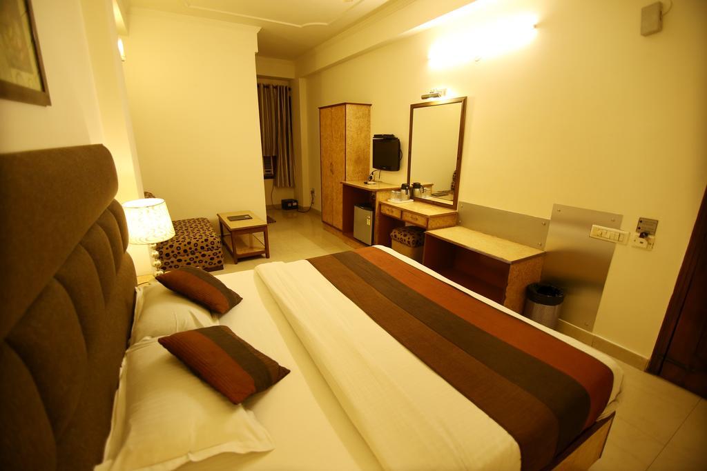 Hotel Parkway Deluxe New Delhi Luaran gambar