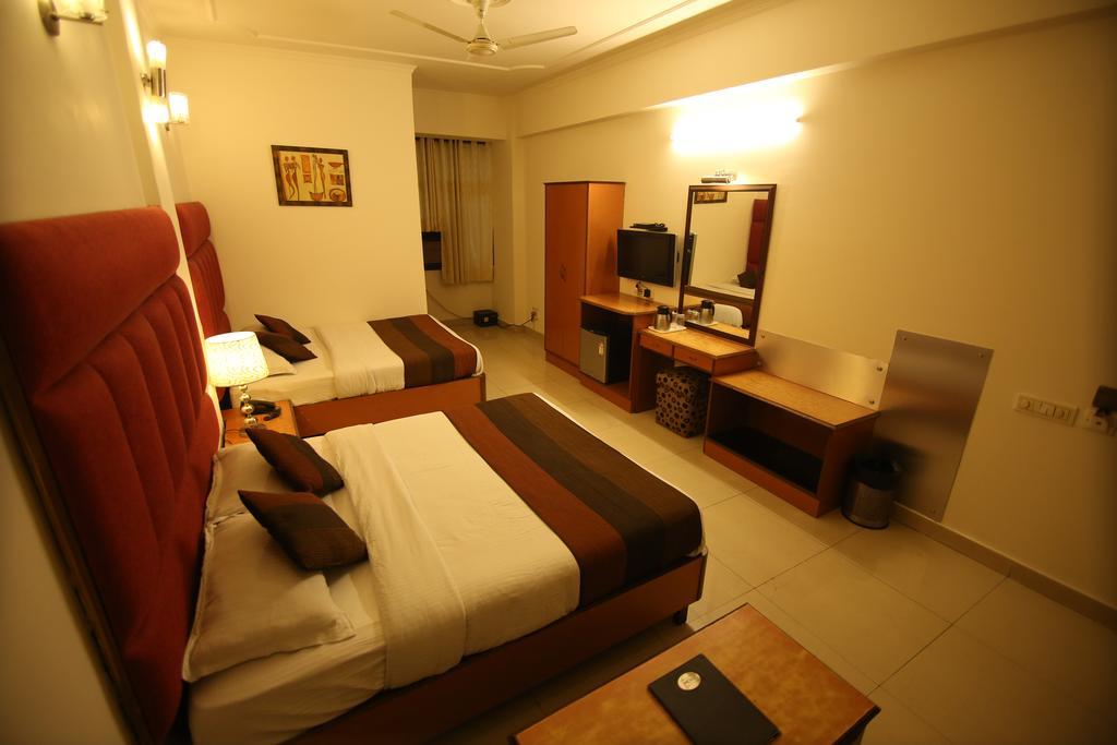 Hotel Parkway Deluxe New Delhi Luaran gambar