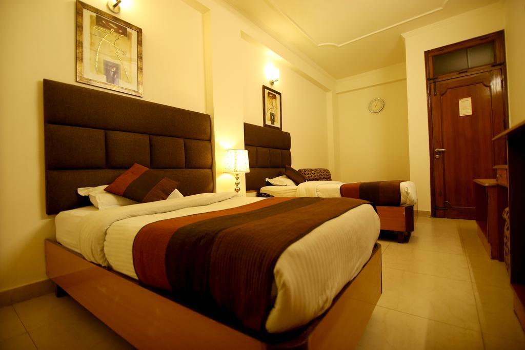 Hotel Parkway Deluxe New Delhi Luaran gambar