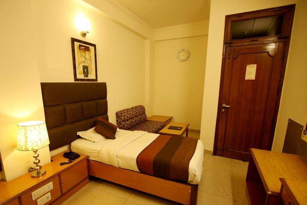 Hotel Parkway Deluxe New Delhi Luaran gambar