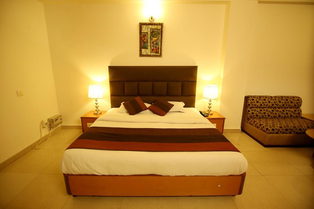 Hotel Parkway Deluxe New Delhi Luaran gambar