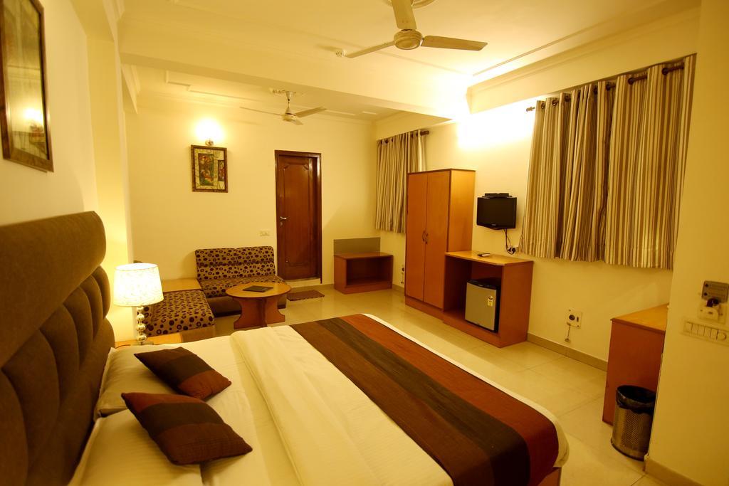 Hotel Parkway Deluxe New Delhi Luaran gambar